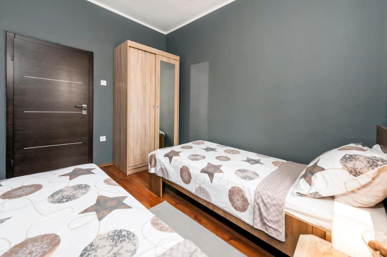 Apartment Cave Ровинь Экстерьер фото
