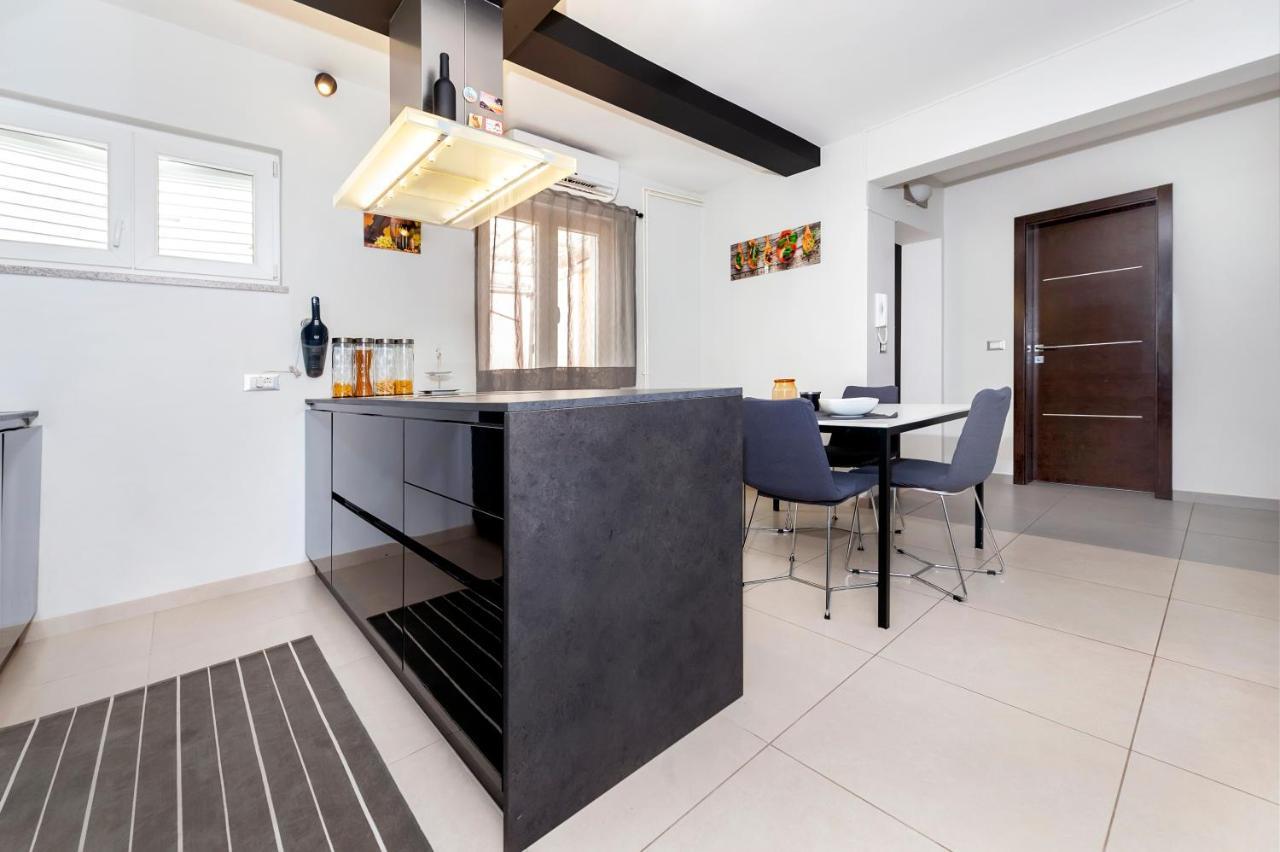 Apartment Cave Ровинь Экстерьер фото
